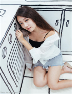 程莉